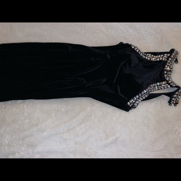 little black dress - Picture 1 of 3